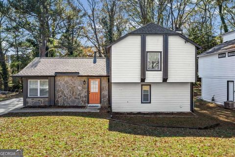 Photo of 2468 Leslie Brook Drive, Decatur, GA 30035 (MLS # 10658148)