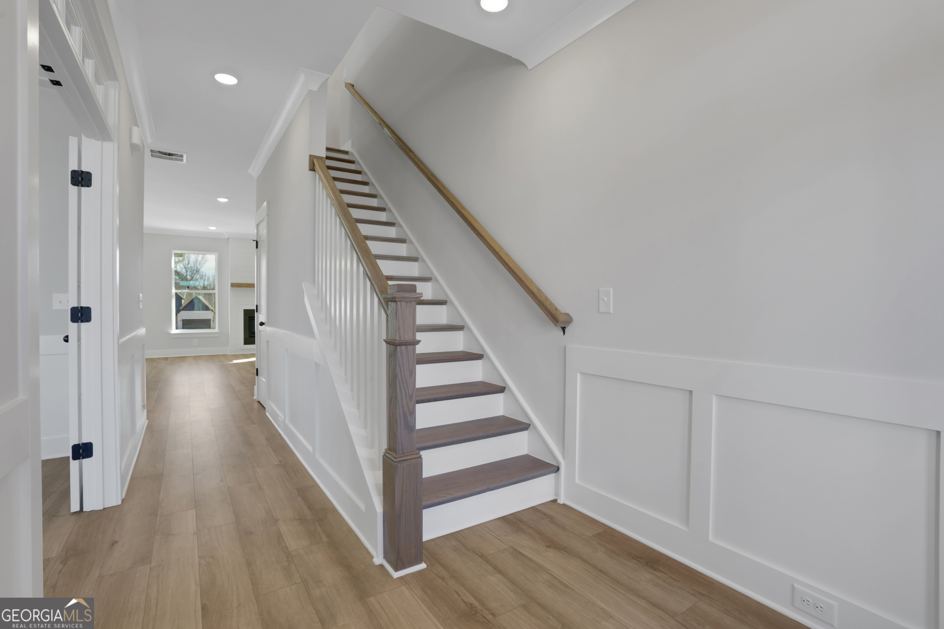 1523552207 Homes for Sale