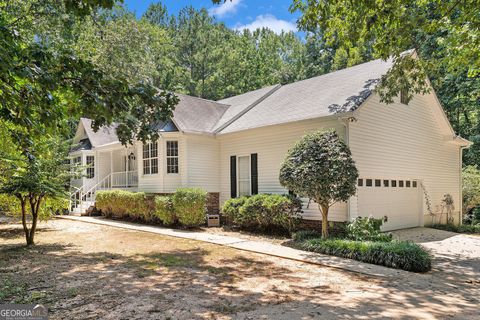 Photo of 344 Williamsburg Circle, McDonough, GA 30253 (MLS # 10560900)