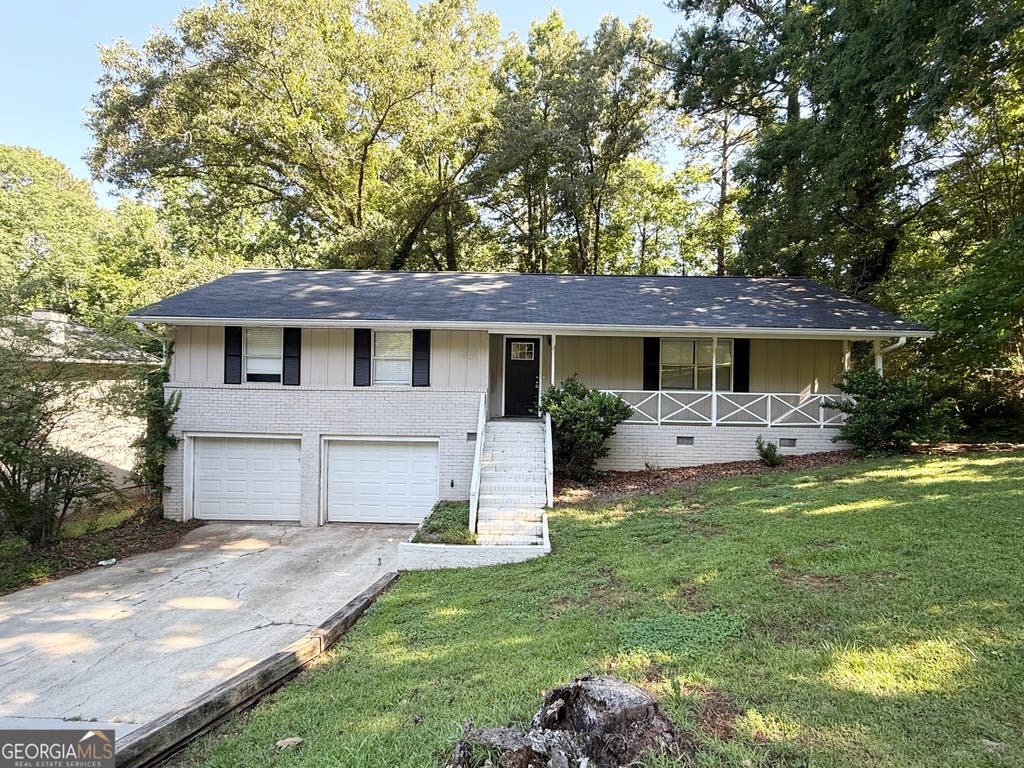 Photo of 4442 CEDAR RIDGE Trail, Stone Mountain, GA 30083 (MLS # 10778420)