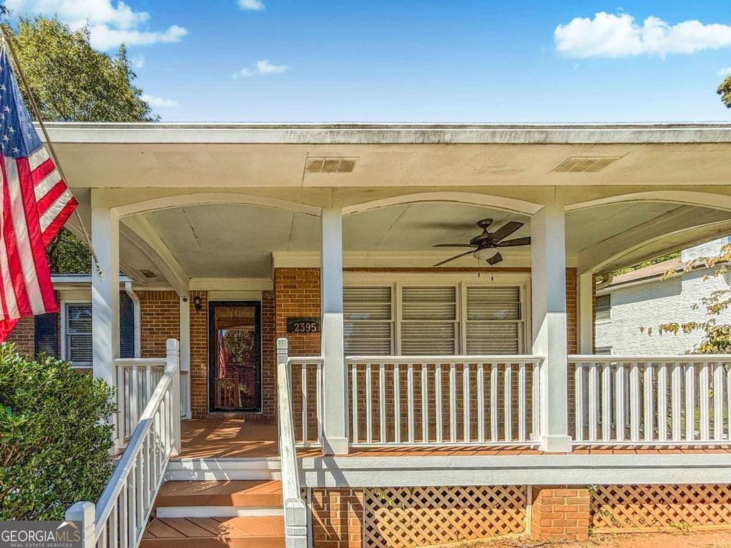 Photo of 2395 Powers Ferry Drive SE, Marietta, GA 30067 (MLS # 10631351)
