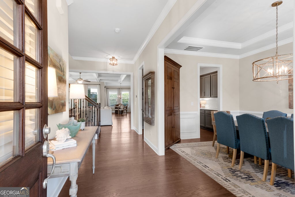 Photo of 2061 Lee Road SE, Smyrna, GA 30080 (MLS # 10869711)