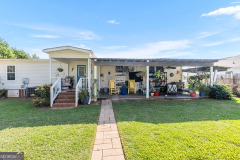 A home in Kathleen