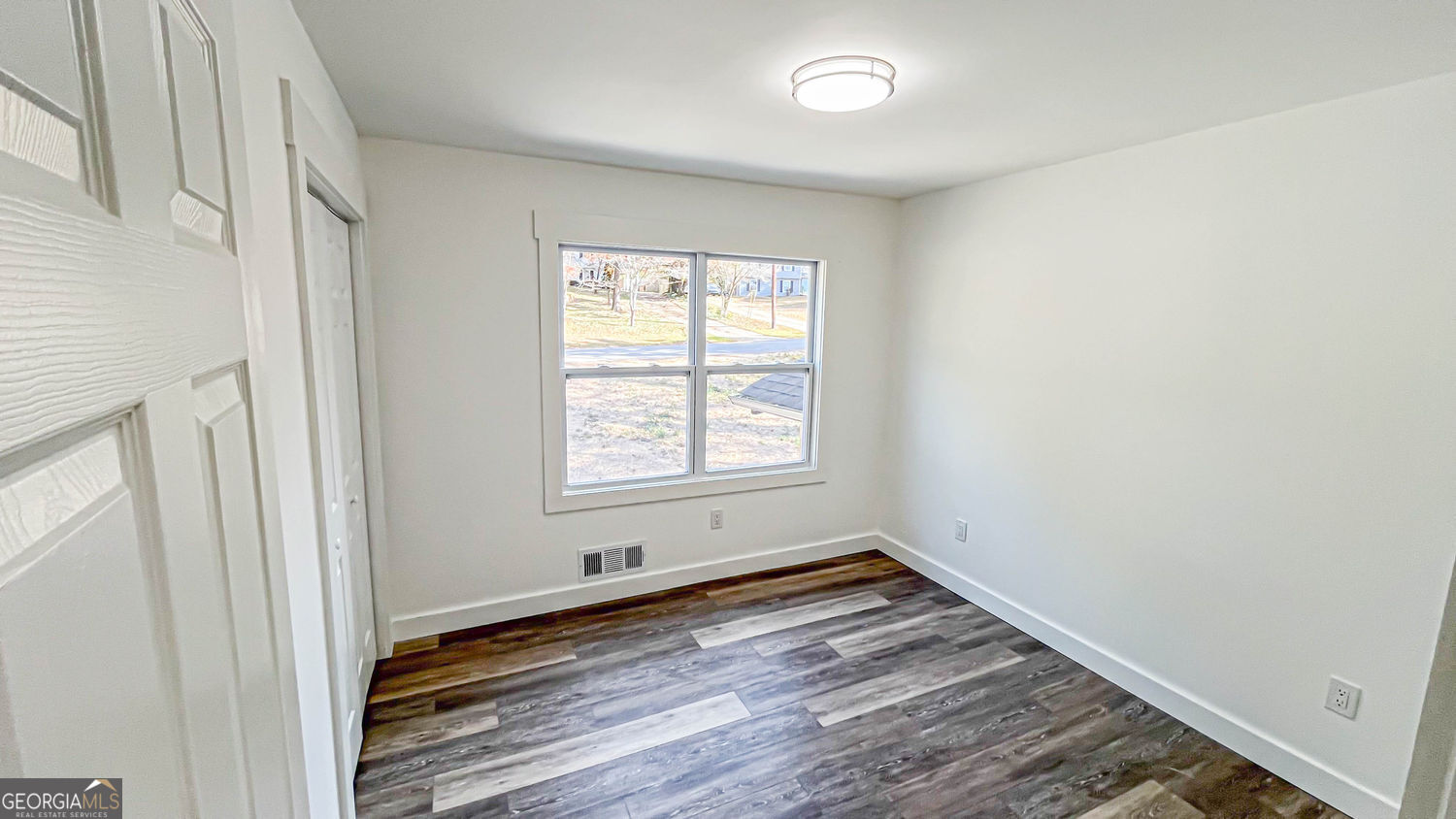 Suwanee, Georgia 30024, United States, 5 Bedrooms Bedrooms, ,3 BathroomsBathrooms,Residential,Active,252064