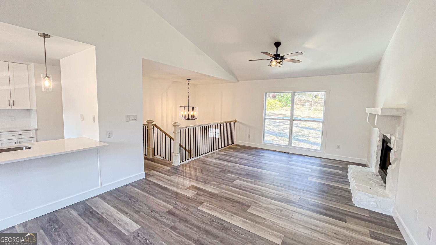 Suwanee, Georgia 30024, United States, 5 Bedrooms Bedrooms, ,3 BathroomsBathrooms,Residential,Active,252064