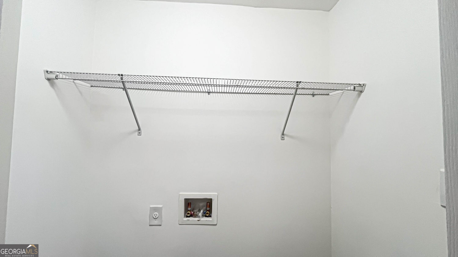 Suwanee, Georgia 30024, United States, 5 Bedrooms Bedrooms, ,3 BathroomsBathrooms,Residential,Active,252064