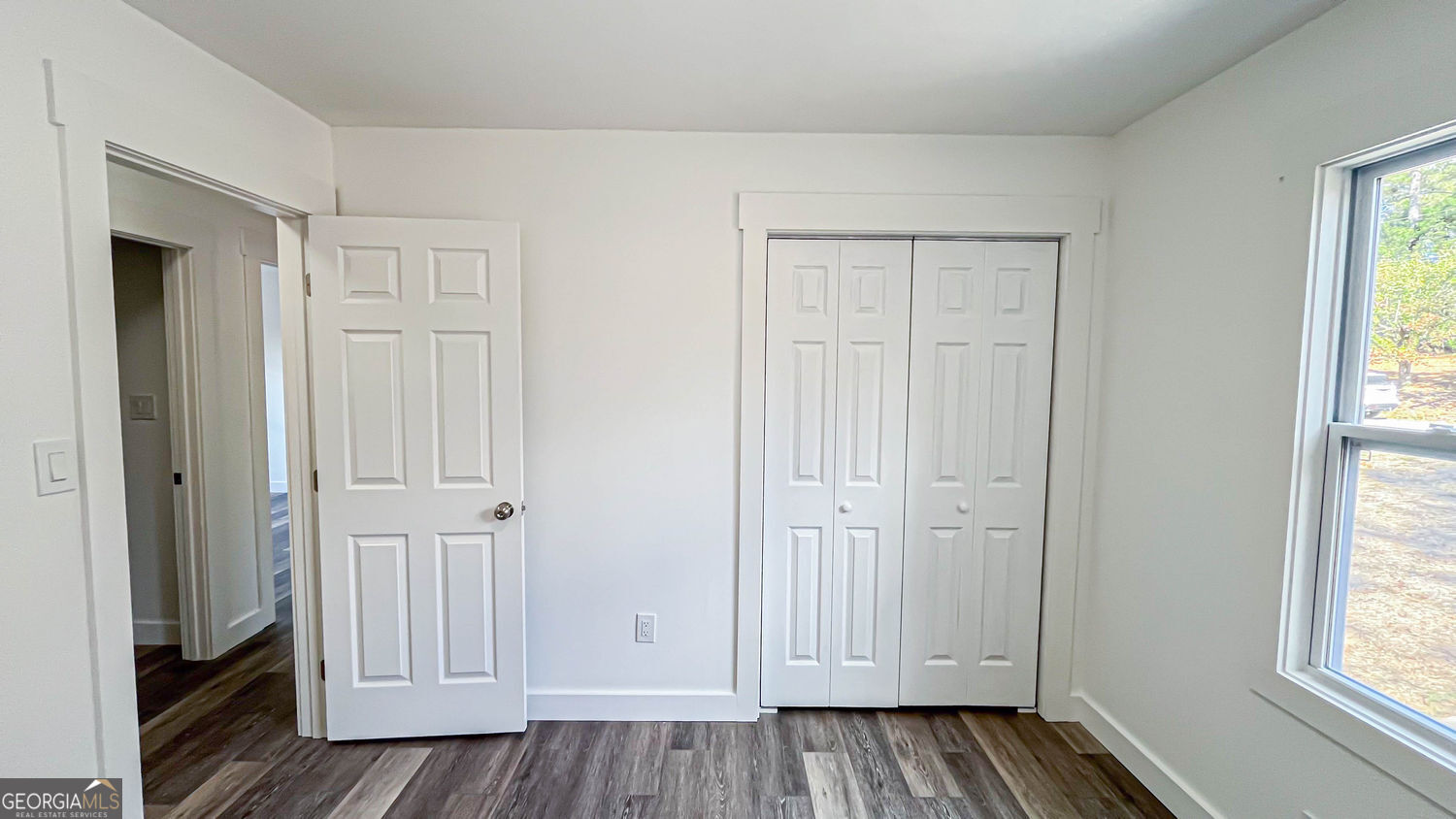 Suwanee, Georgia 30024, United States, 5 Bedrooms Bedrooms, ,3 BathroomsBathrooms,Residential,Active,252064