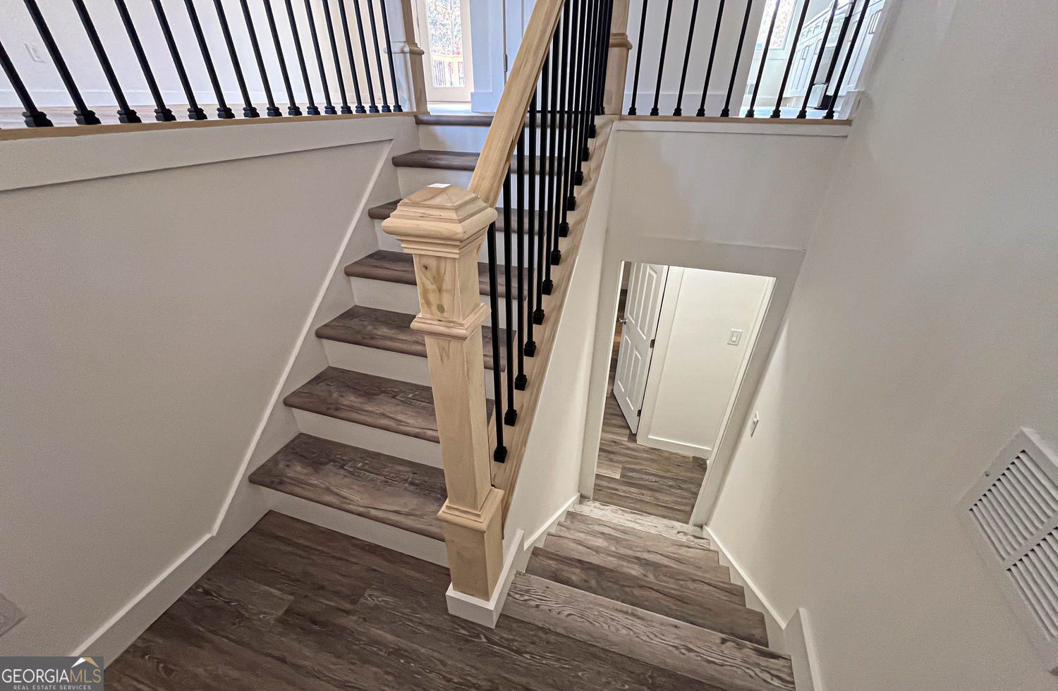 Suwanee, Georgia 30024, United States, 5 Bedrooms Bedrooms, ,3 BathroomsBathrooms,Residential,Active,252064