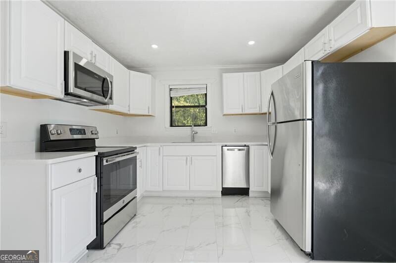 129 Sandalwood CIR