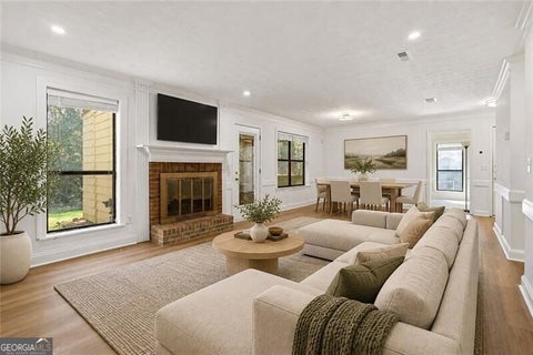 Photo for 129 Sandalwood CIR