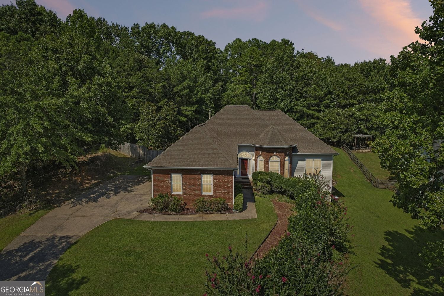 7590 Golden Sands DR
