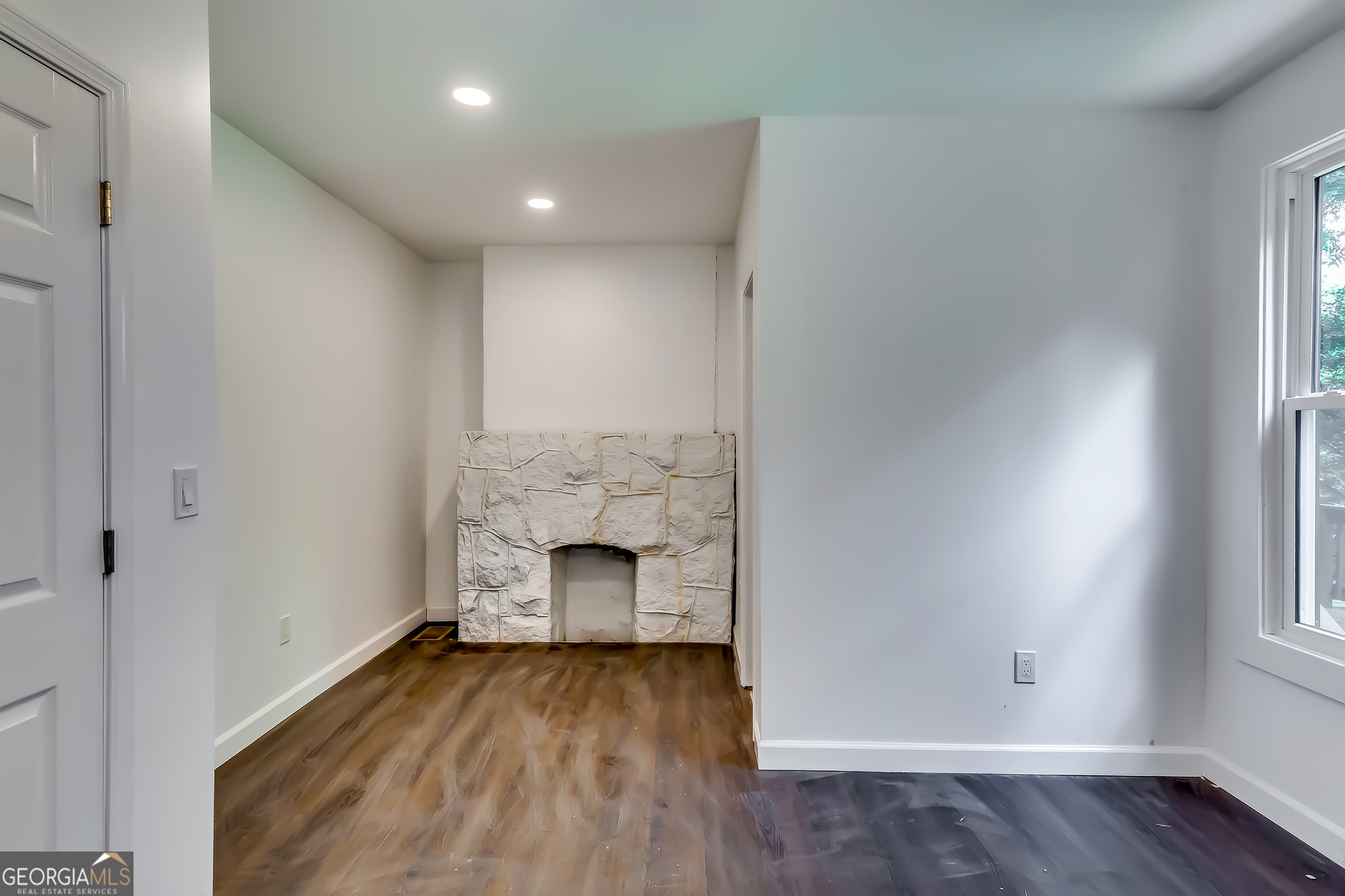 1126 Briarcliff PL NE UNIT 1