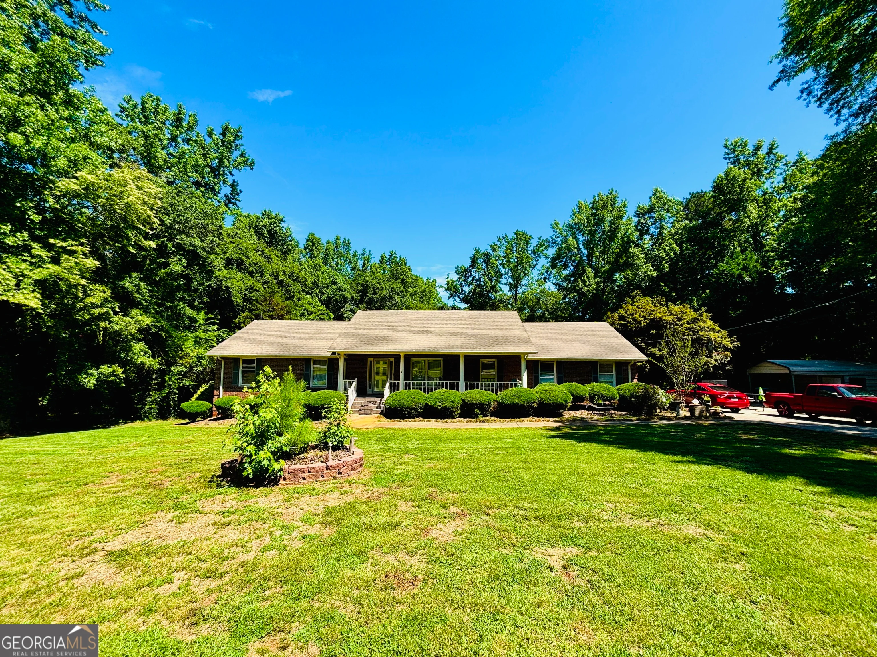 110 Saxon Woods Drive