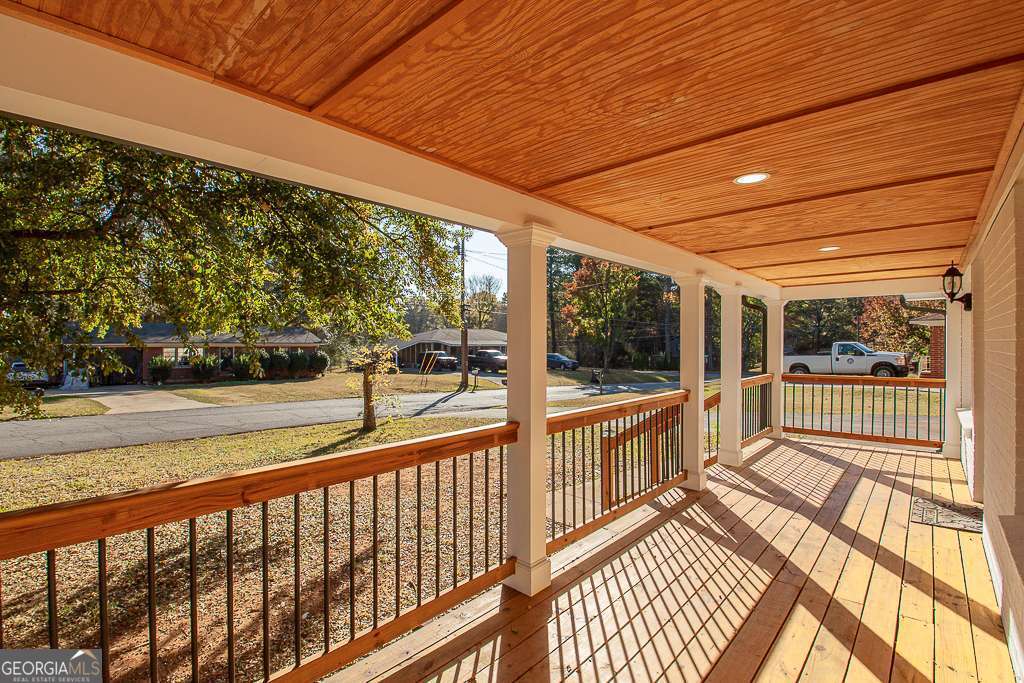 Rolling Hills - Residential