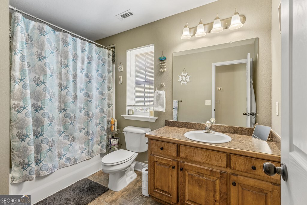 Cullowhee, North Carolina 28723, United States, 3 Bedrooms Bedrooms, ,3 BathroomsBathrooms,Residential,Active,189228