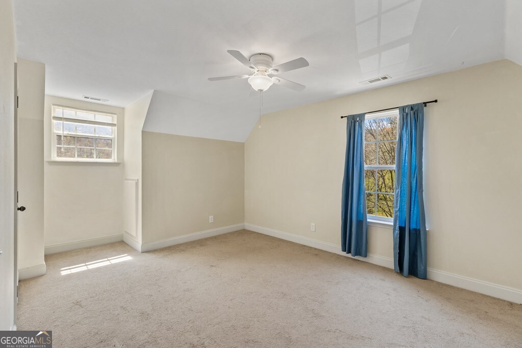 Cullowhee, North Carolina 28723, United States, 3 Bedrooms Bedrooms, ,3 BathroomsBathrooms,Residential,Active,189228