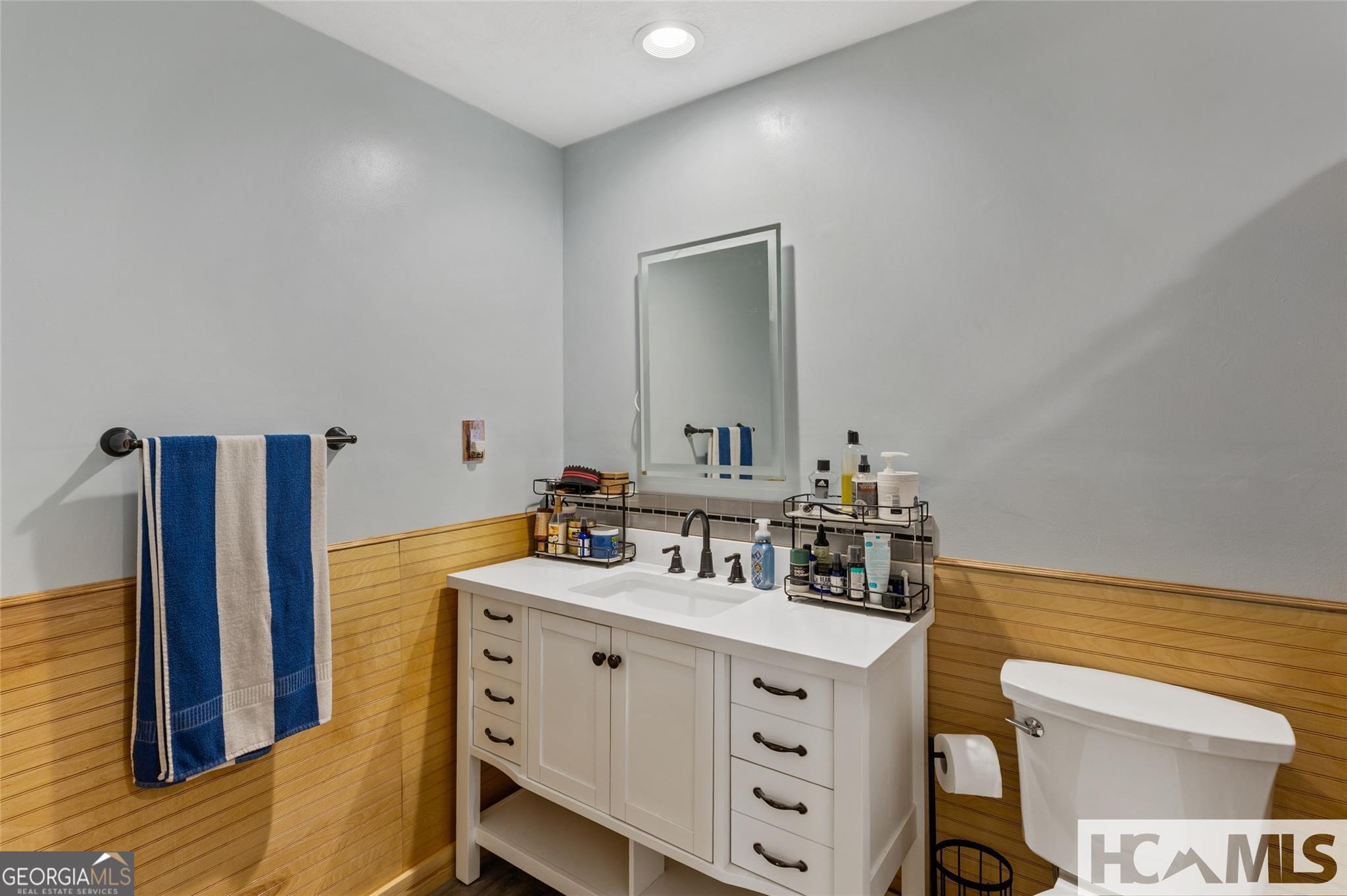 Cullowhee, North Carolina 28723, United States, 3 Bedrooms Bedrooms, ,3 BathroomsBathrooms,Residential,Active,189228