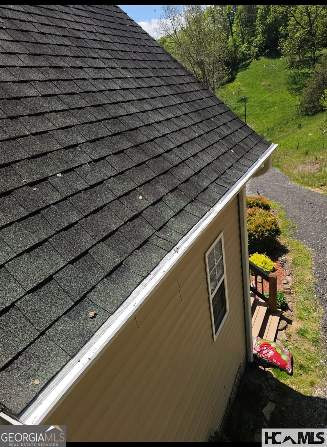 Cullowhee, North Carolina 28723, United States, 3 Bedrooms Bedrooms, ,3 BathroomsBathrooms,Residential,Active,189228