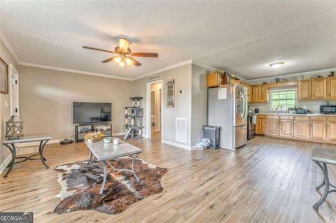 7 York DR NE Plainville GA 30733