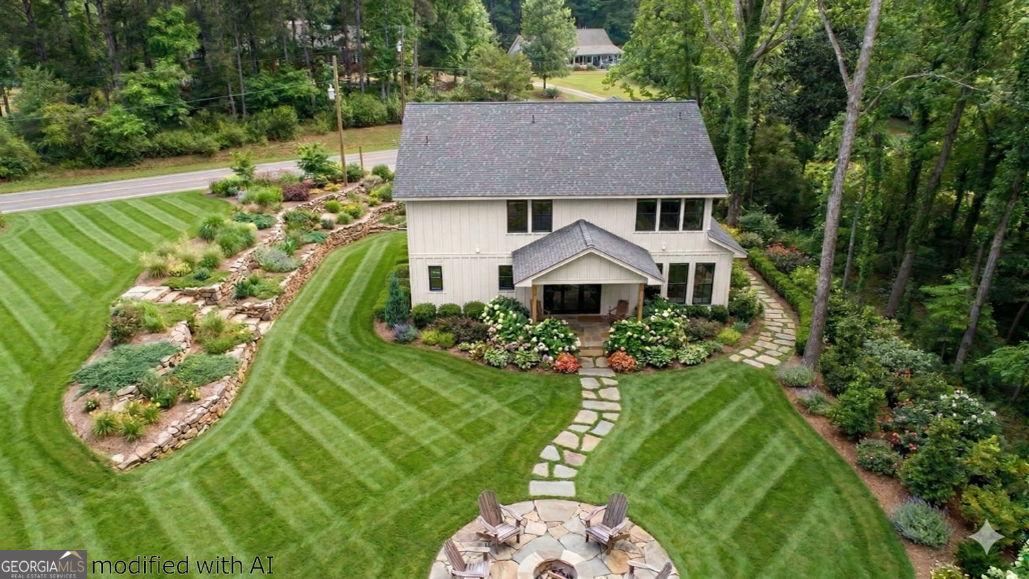 5572 Lilburn Stone Mountain RD