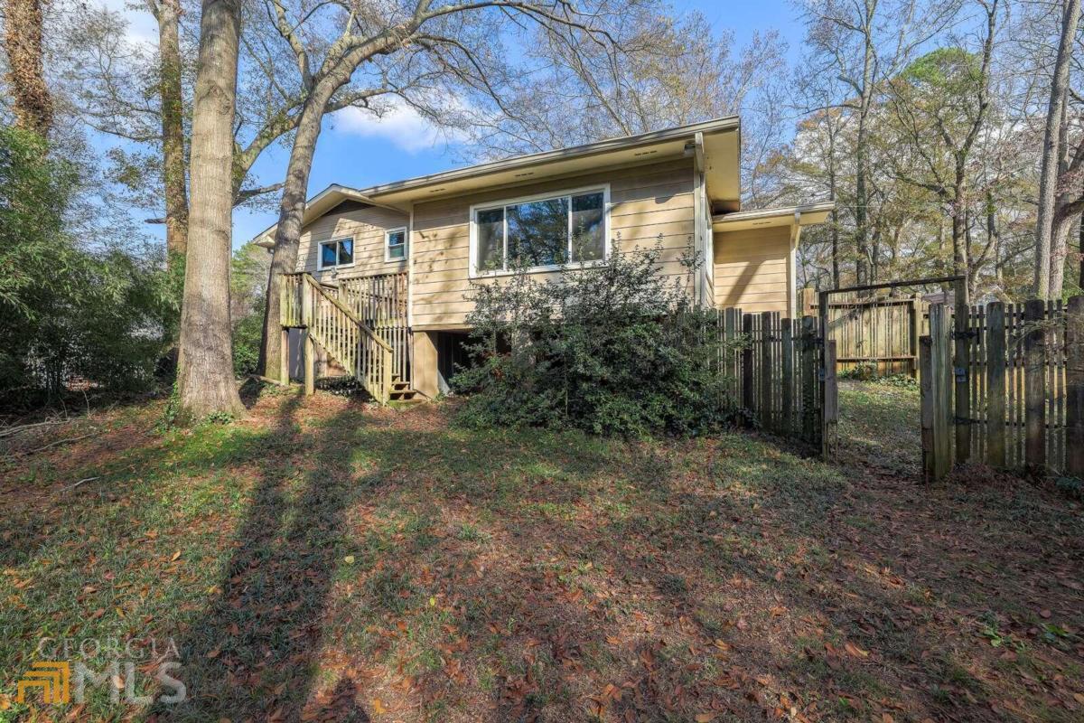 Casa Woods - Residential