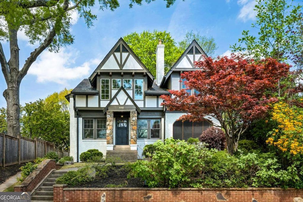 Photo of 1012 Kentucky Avenue NE, Atlanta, GA 30306 (MLS # 10723629)