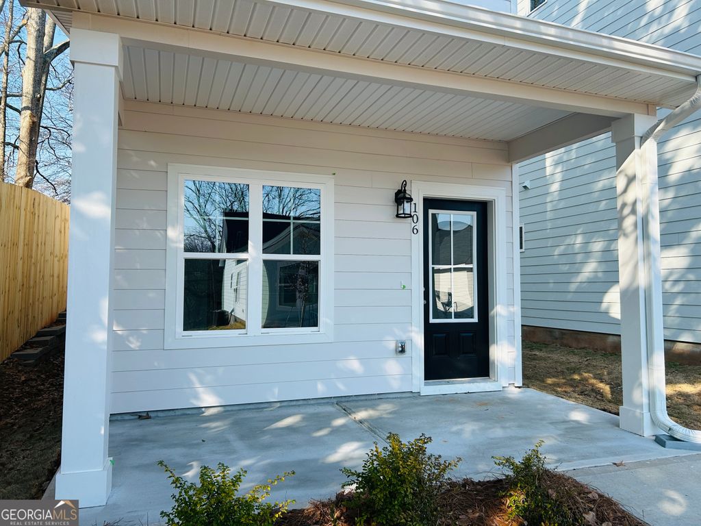 Photo of 7 Crown Street, Lagrange, GA 30240 (MLS # 10753944)