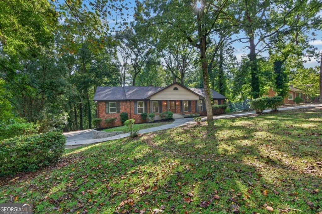 Photo of 878 Falcon Dr, Atlanta, GA 30311 (MLS # 10872277)