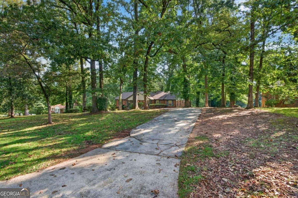 Photo of 878 Falcon Dr, Atlanta, GA 30311 (MLS # 10872277)