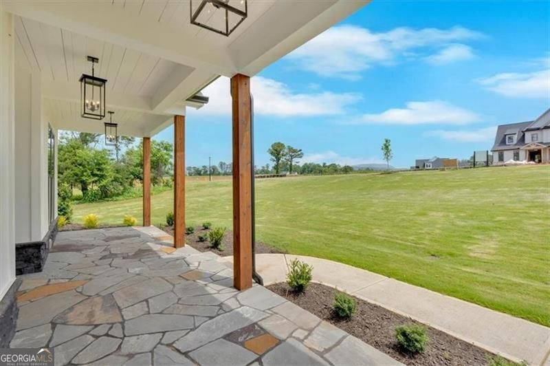 300 Eminence Peak