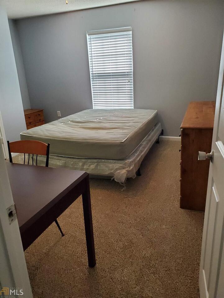 The Hawks Nest - Residential Lease