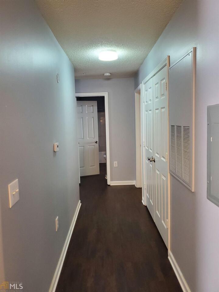 The Hawks Nest - Residential Lease