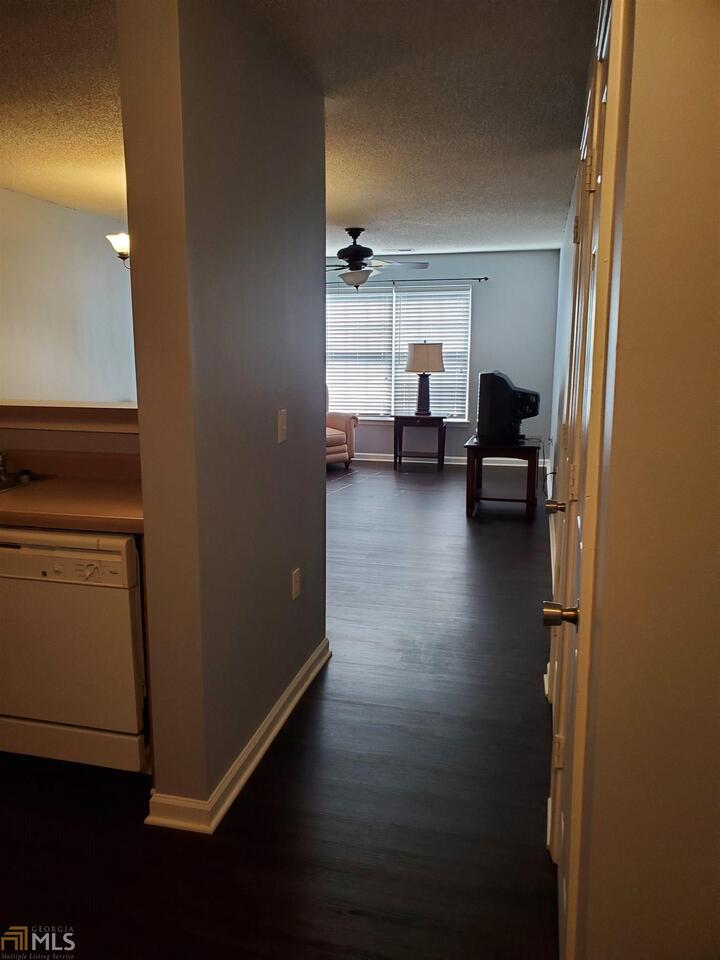 The Hawks Nest - Residential Lease
