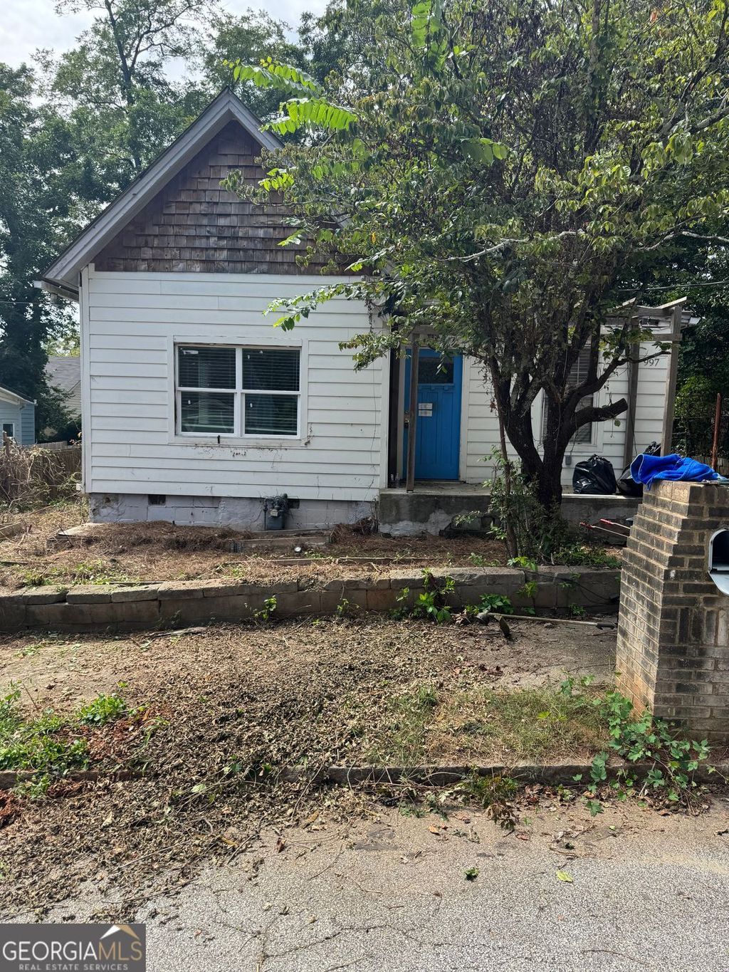 Photo of 997 Ira Street SW, Atlanta, GA 30310 (MLS # 10668283)