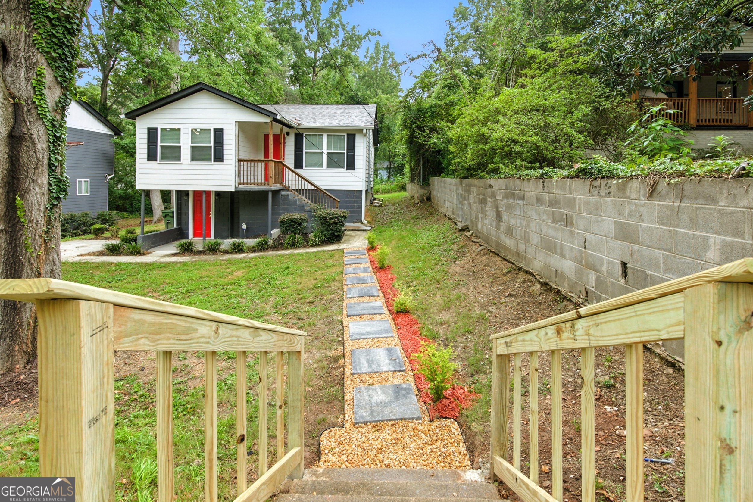 2343 Carver DR NW
