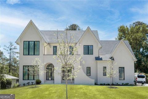 4845 Lansbury DR Atlanta GA 30342