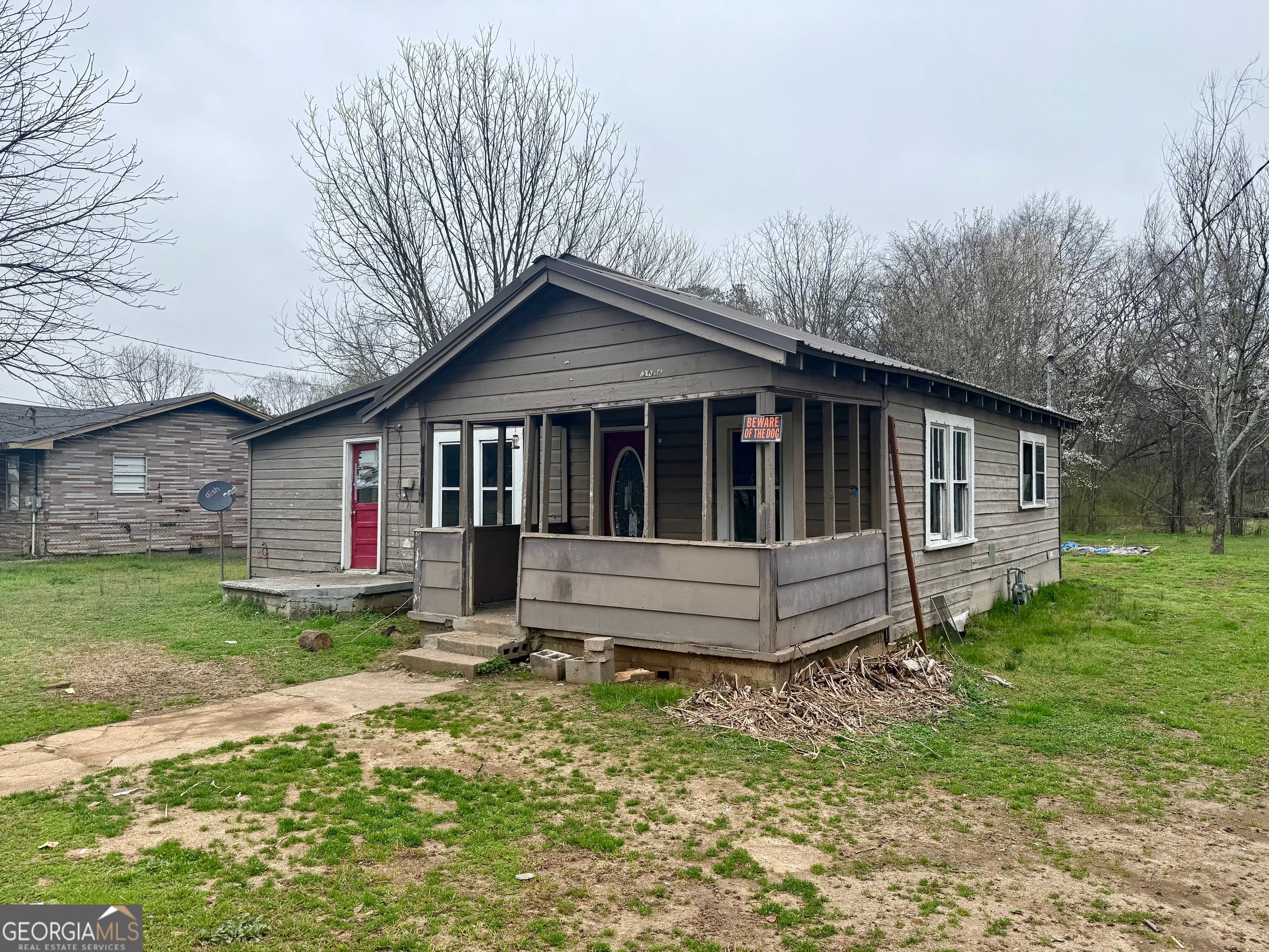 108 Scoggins ST
