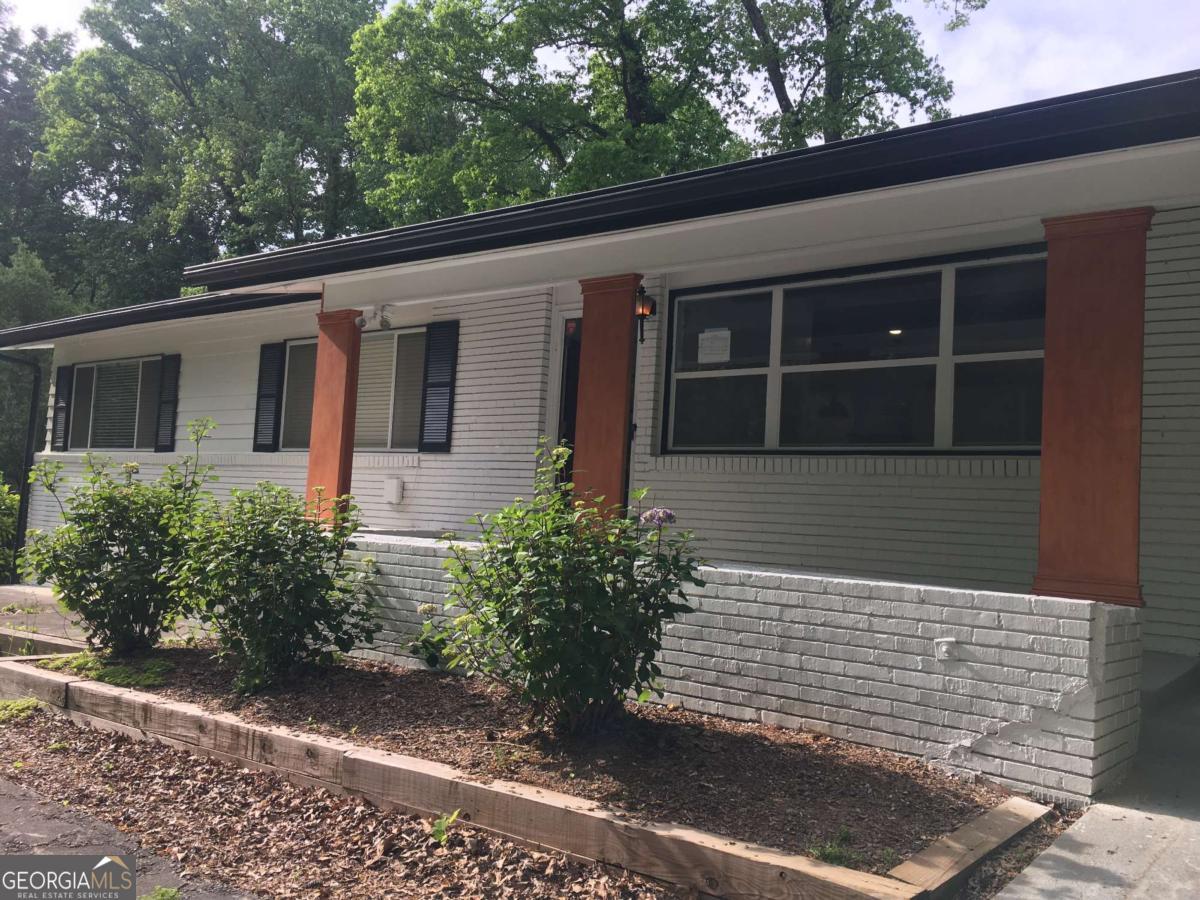 3806 Donaldson DR