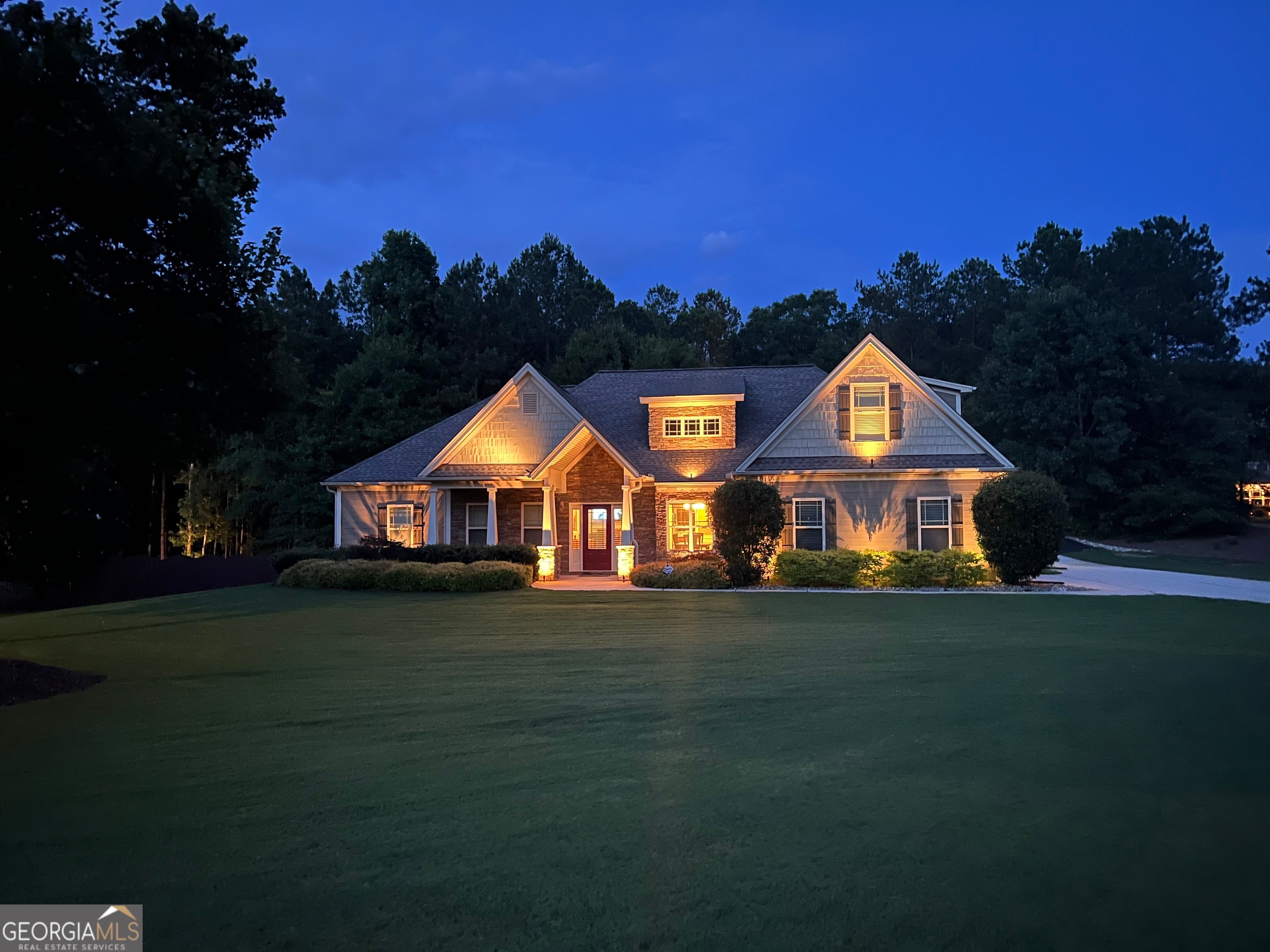 254 Magnolia Place DR