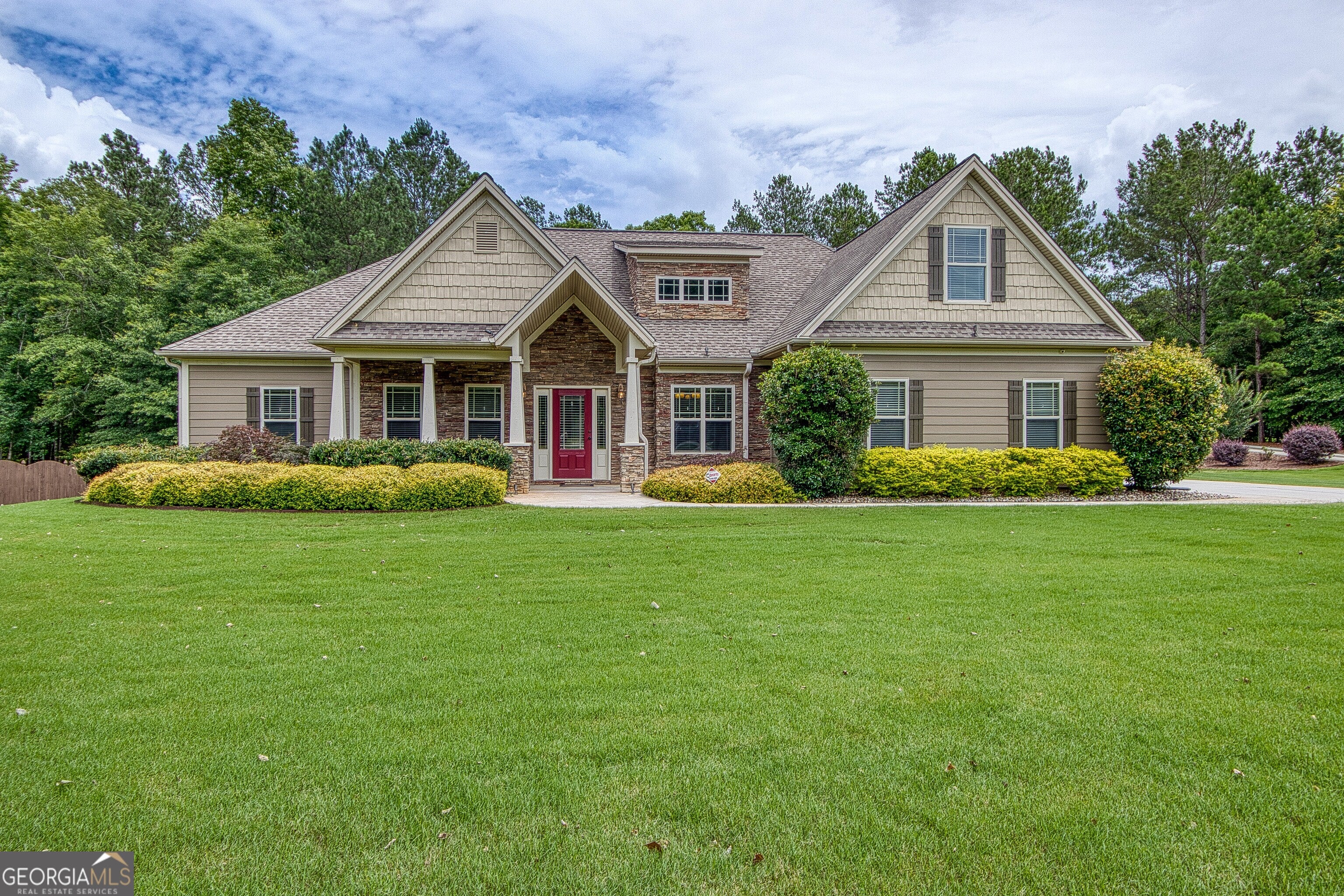 254 Magnolia Place DR