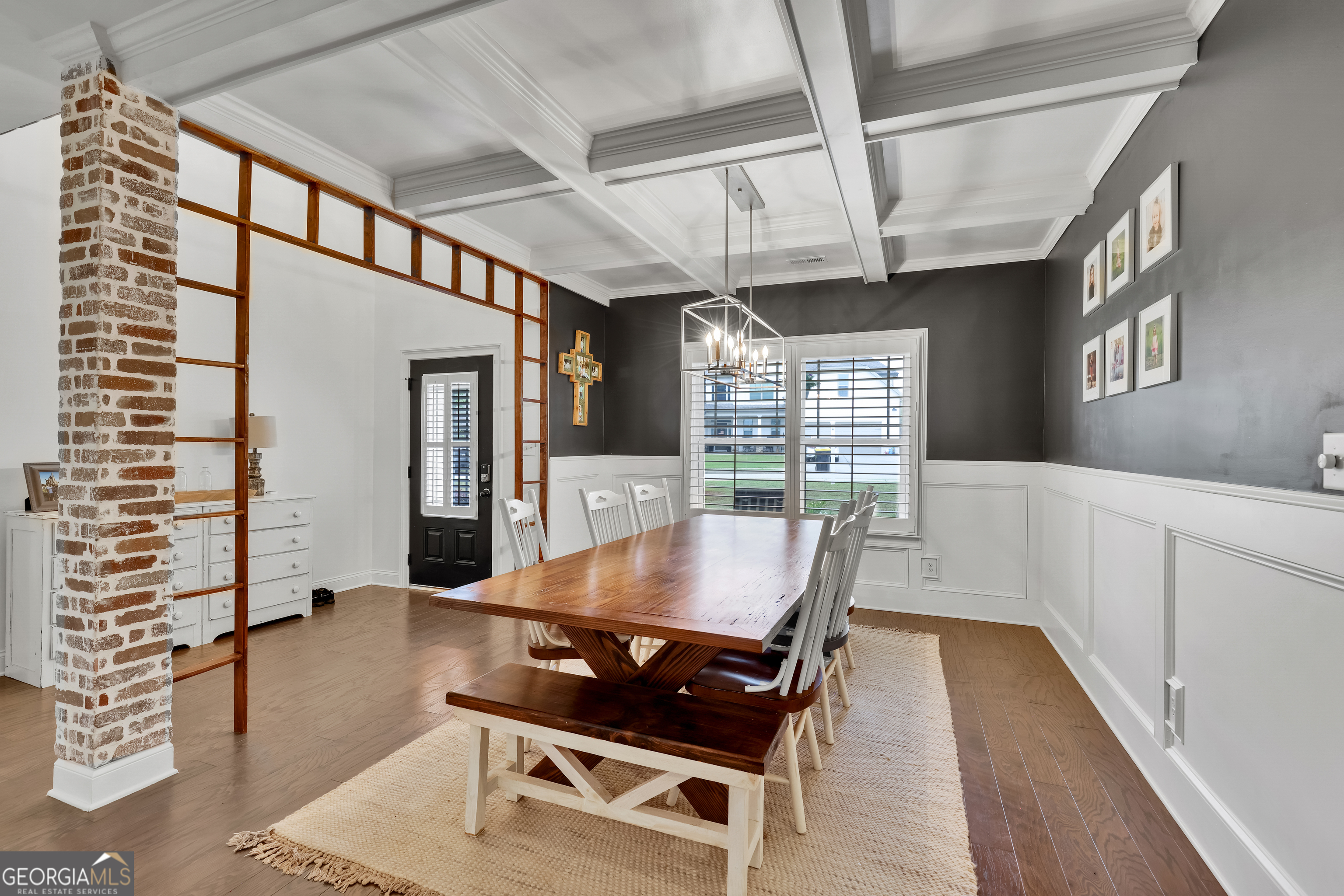 245 Kenwood TRL