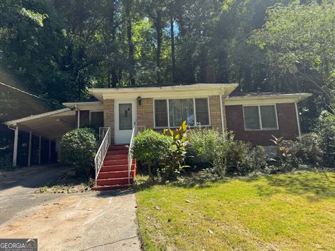 Photo of 2200 Beecher Circle SW, Atlanta, GA 30311 (MLS # 10634519) Photo of 2200 Beecher Circle SW, Atlanta, GA 30311 (MLS # 10634519)