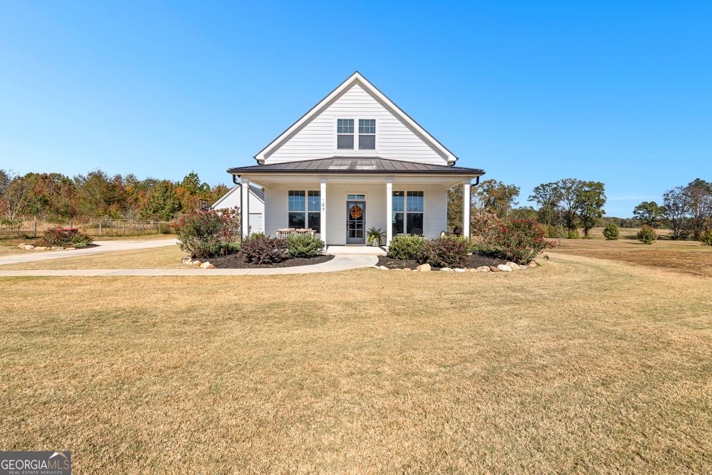 Photo of 197 Dunn Street, Molena, GA 30258 (MLS # 10700454)