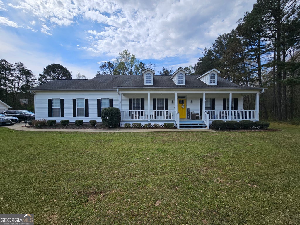Photo of 17 Goodwyn Road, Newnan, GA 30265 (MLS # 10842913)