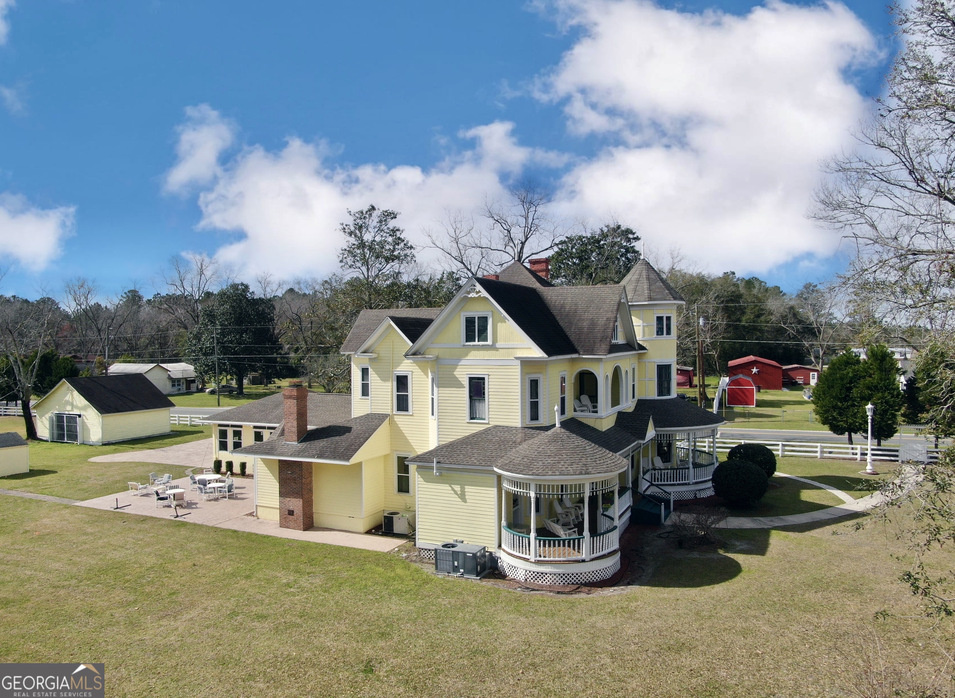 2932 N Clough Bay RD