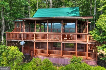 Single Family Residence at 277 Hickory Nut TRL