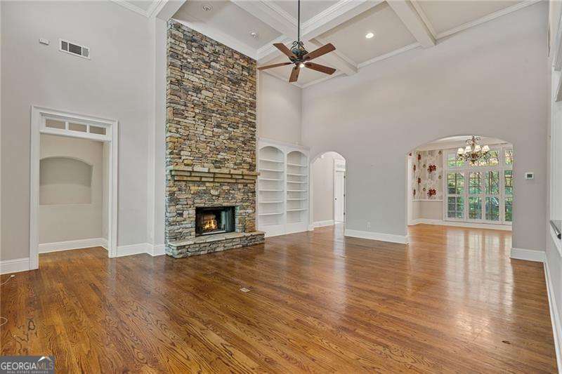 35 E Harbor DR