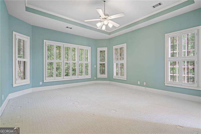 35 E Harbor DR