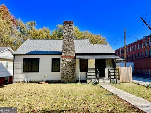 Photo of 3044 E Point Street, East Point, GA 30344 (MLS # 10624450)