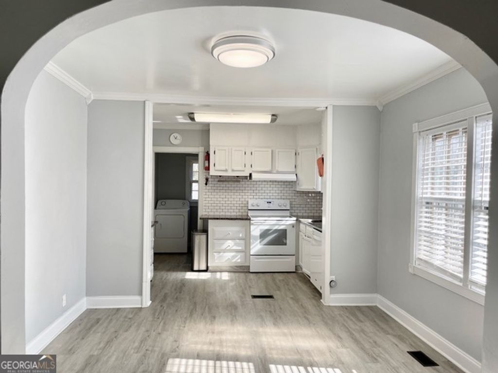 Photo of 3044 E Point Street, East Point, GA 30344 (MLS # 10624450)